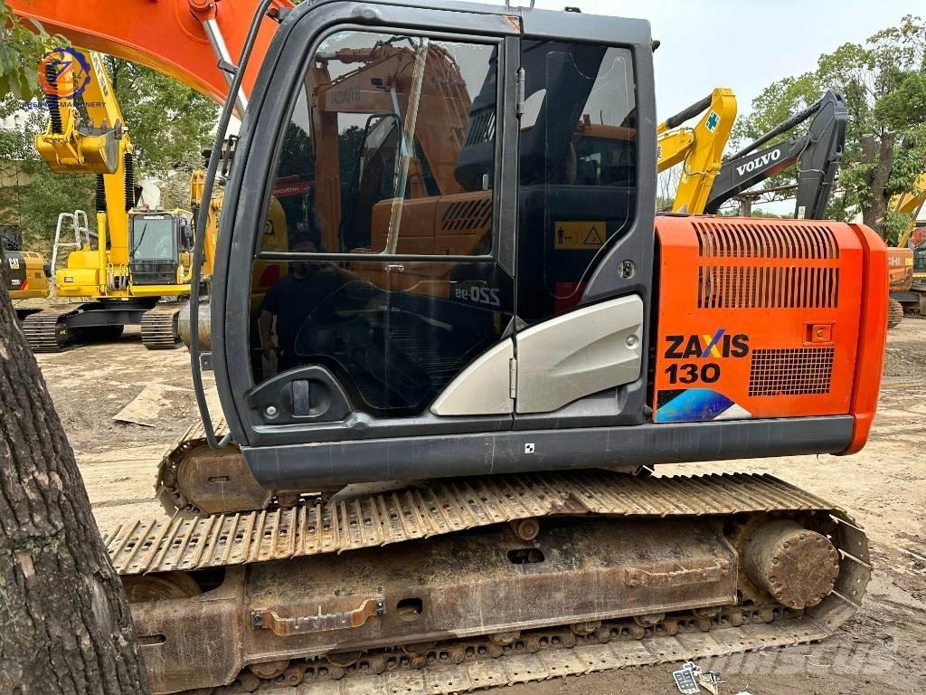 Hitachi ZX 130-5A Midibagger  7t - 12t