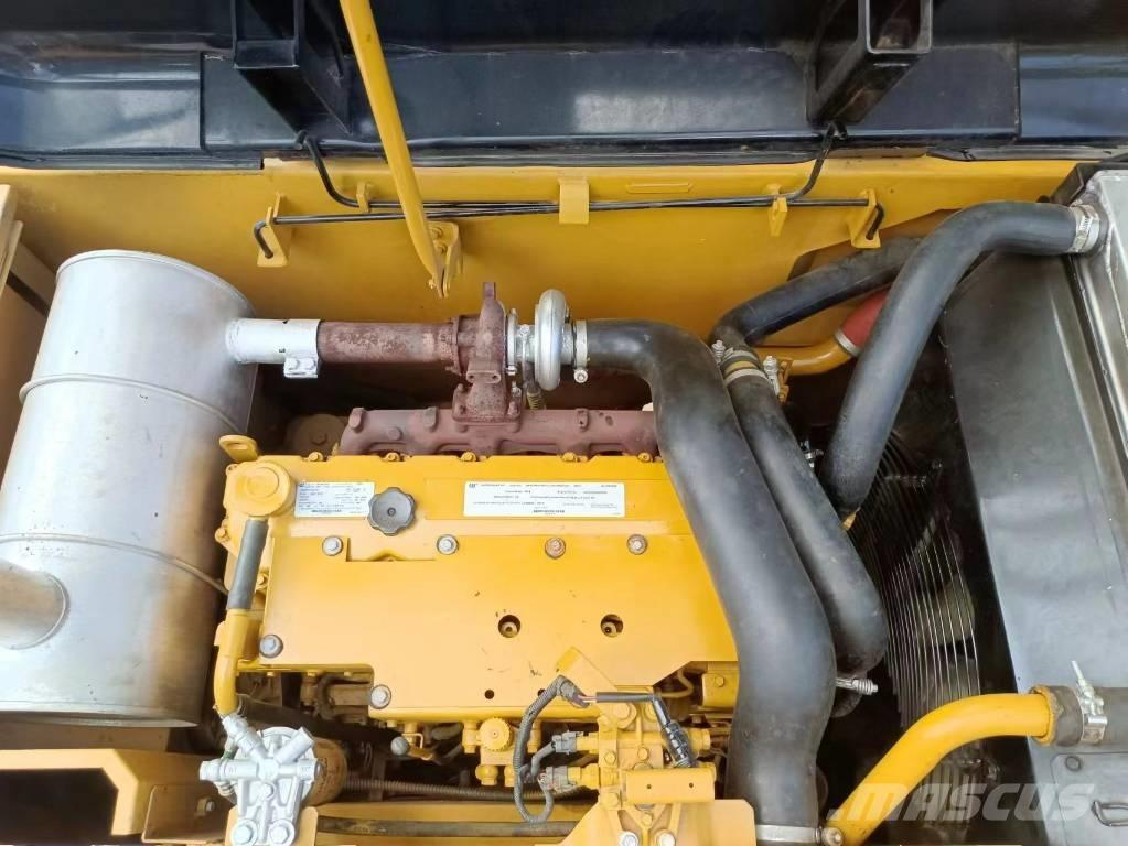 CAT 320 D Midibagger  7t - 12t