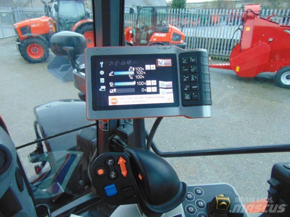 Kubota M 7151 Traktoren