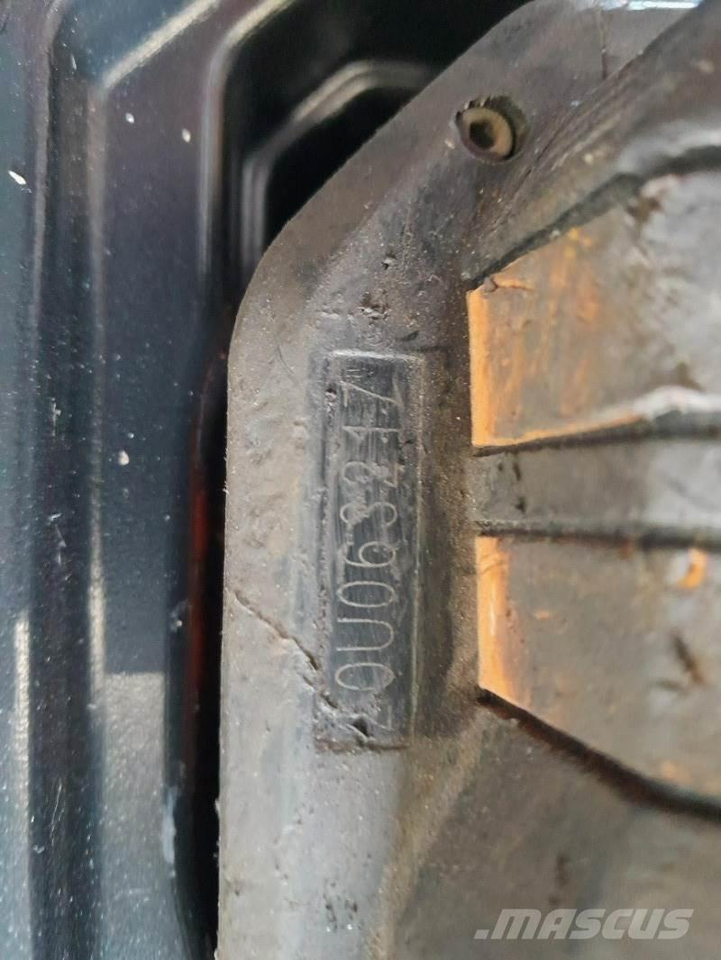  . ULTRA GRIP 40 Sonstige Baumaschinen