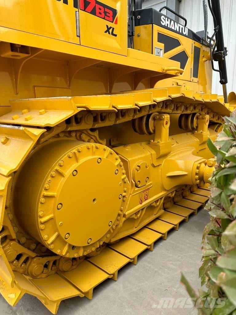 Shantui DH17 Bulldozer