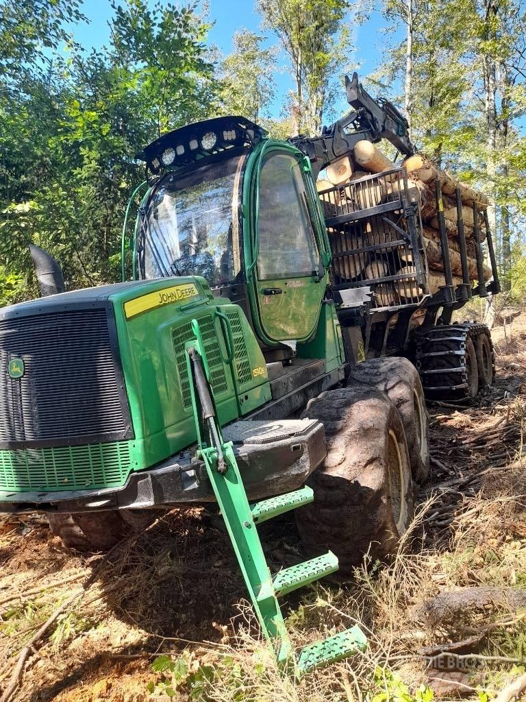 John Deere 1510 E Forwarder