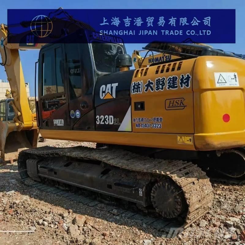 CAT 323 D Raupenbagger