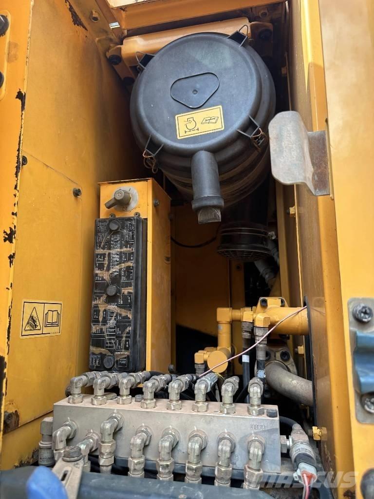 Hyundai R210W-9 Mobilbagger