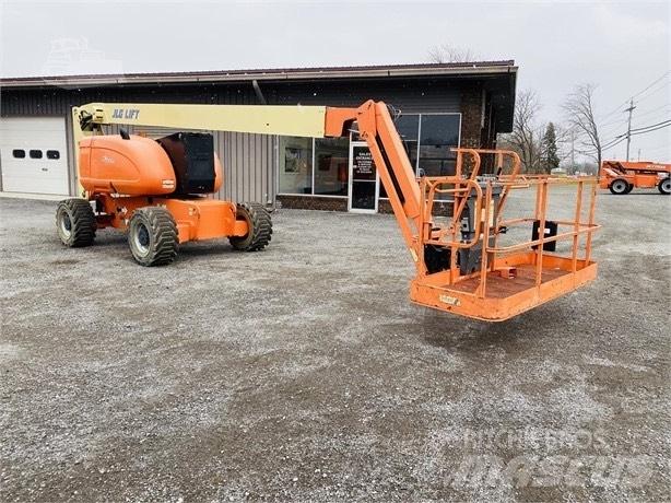 JLG 800 AJ Gelenkteleskoparbeitsbühnen