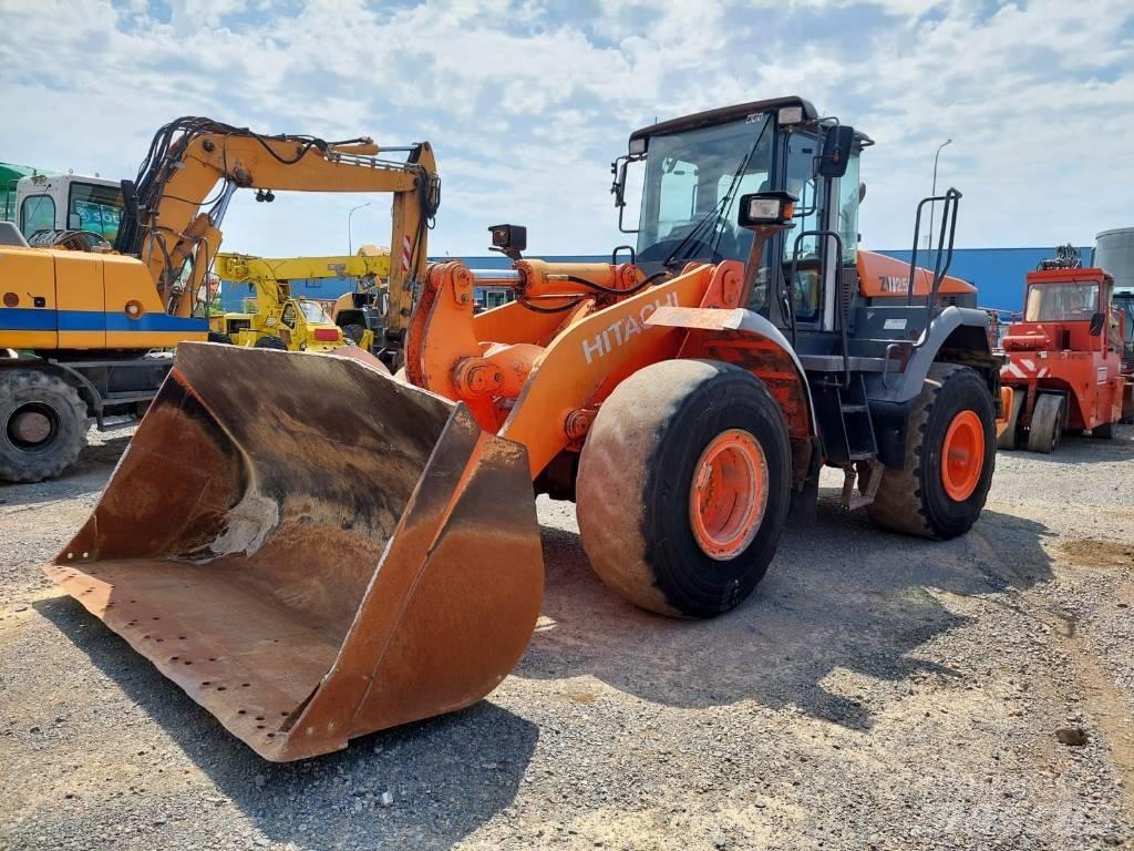 Hitachi ZW250 Radlader