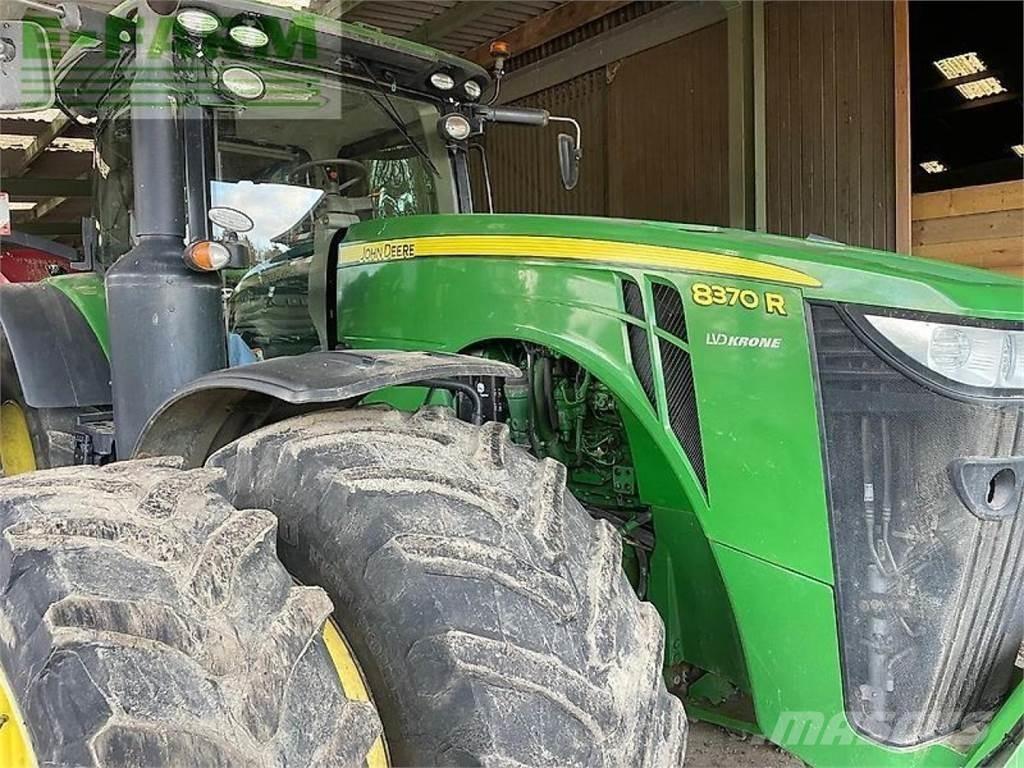 John Deere 8370 r Traktoren