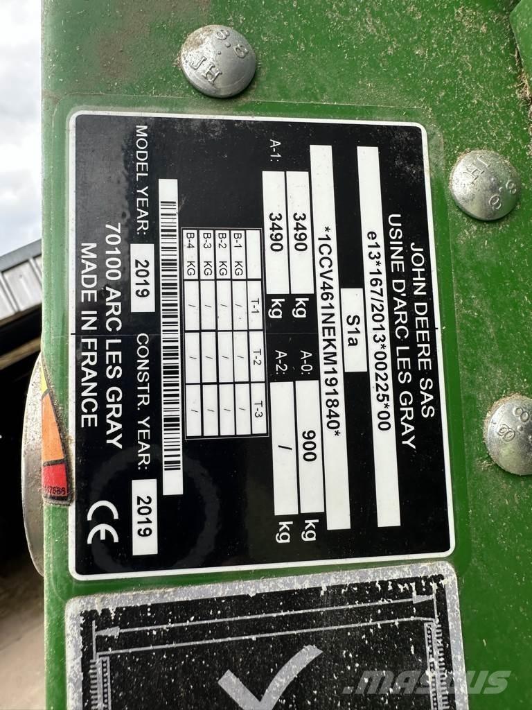 John Deere V461M Rundballenpressen