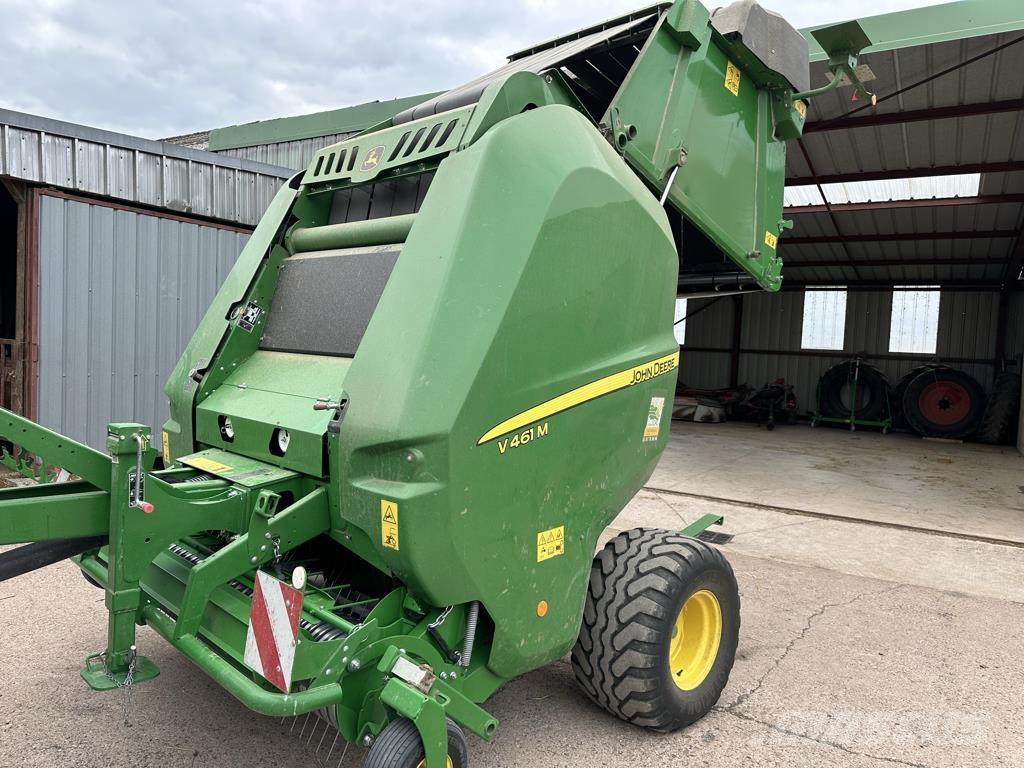 John Deere V461M Rundballenpressen