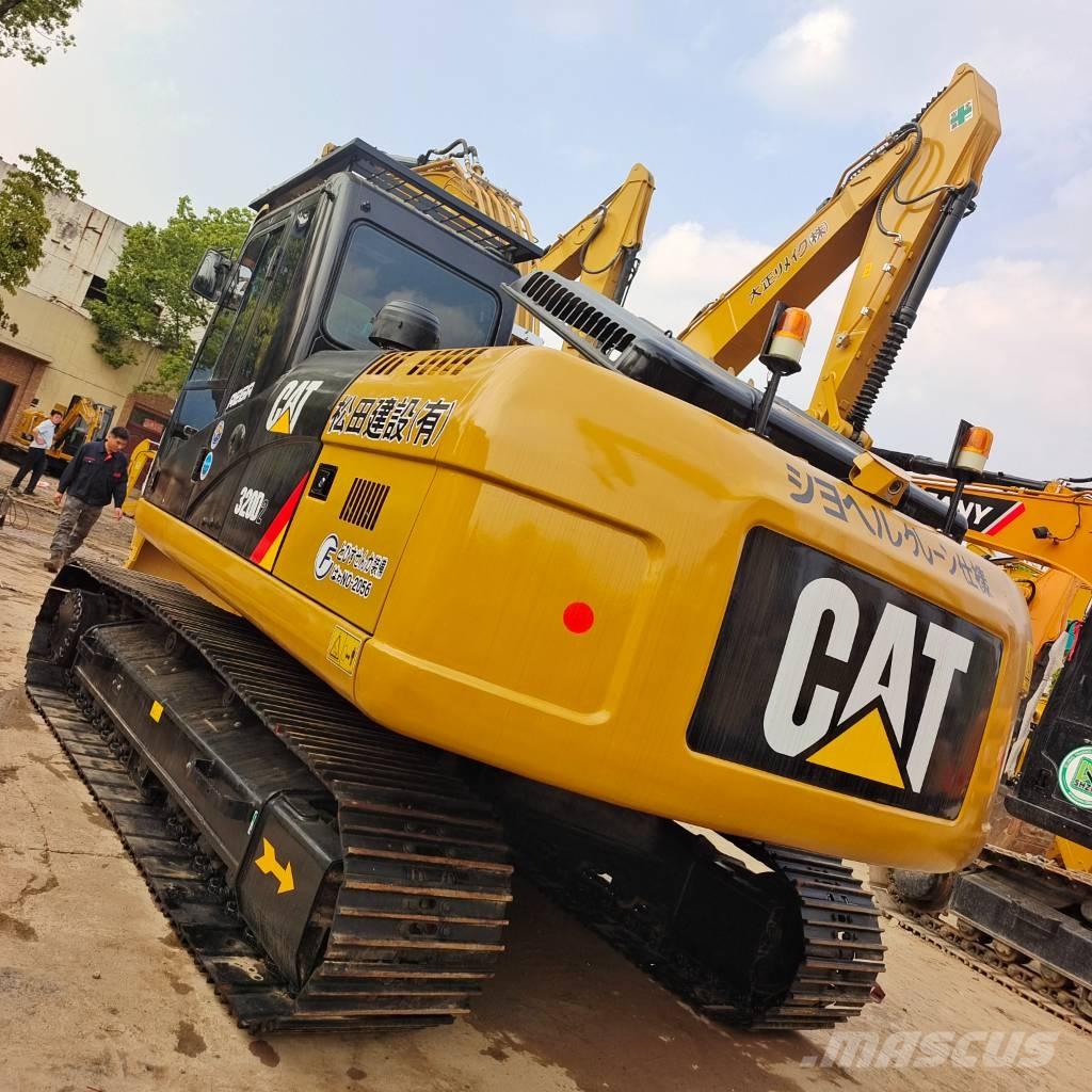 CAT 320 D2 Raupenbagger
