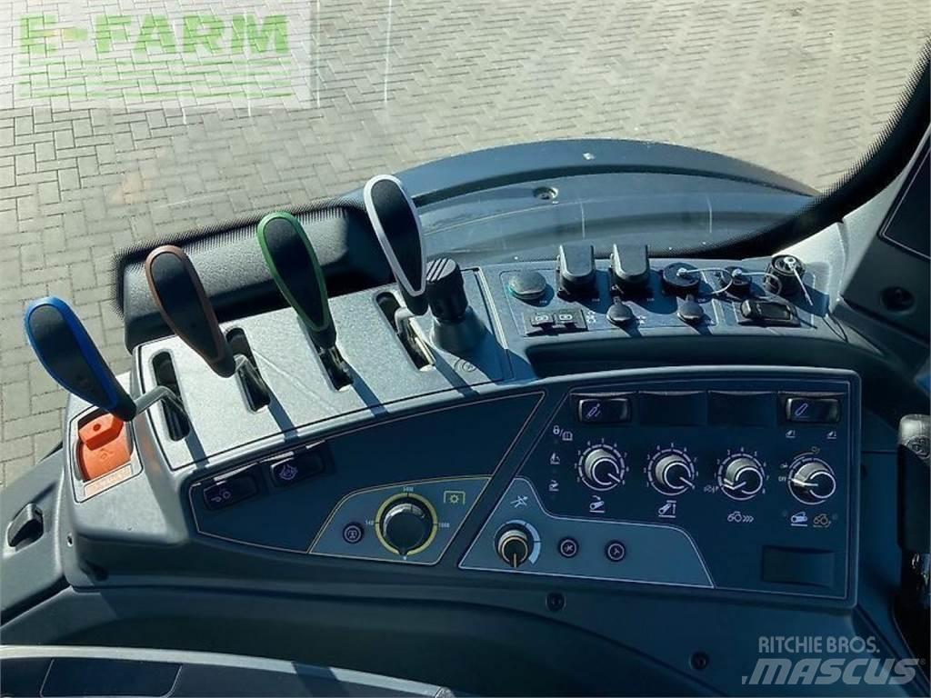 Valtra n 155ea Traktoren