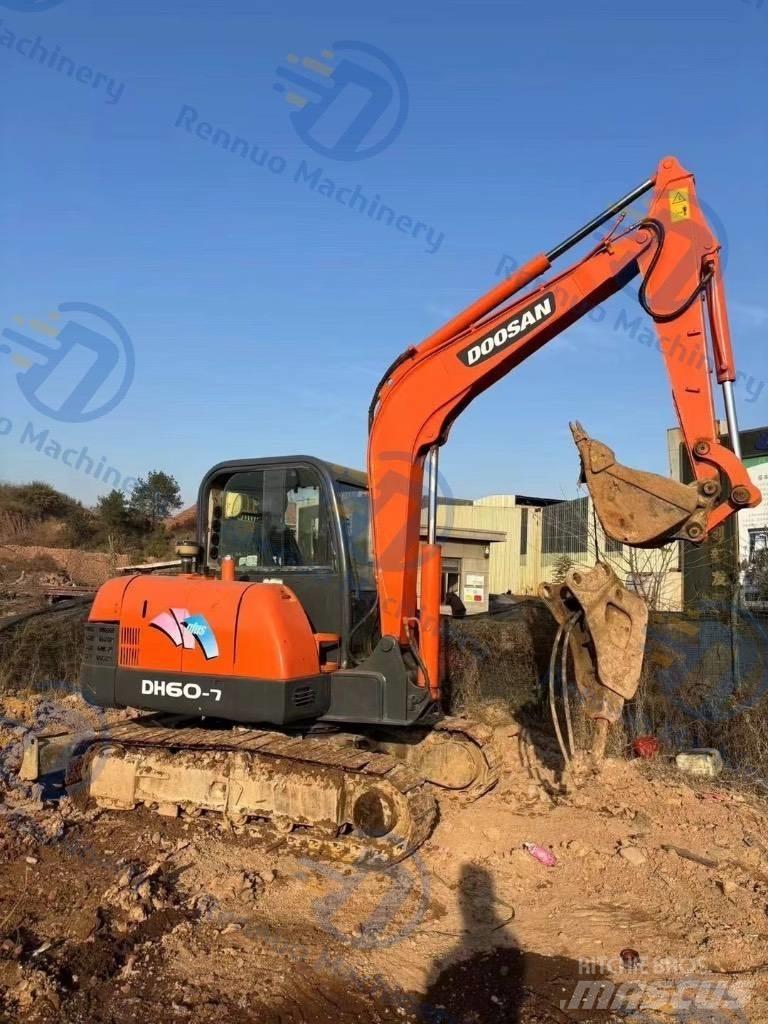 Doosan DH 60 Raupenbagger