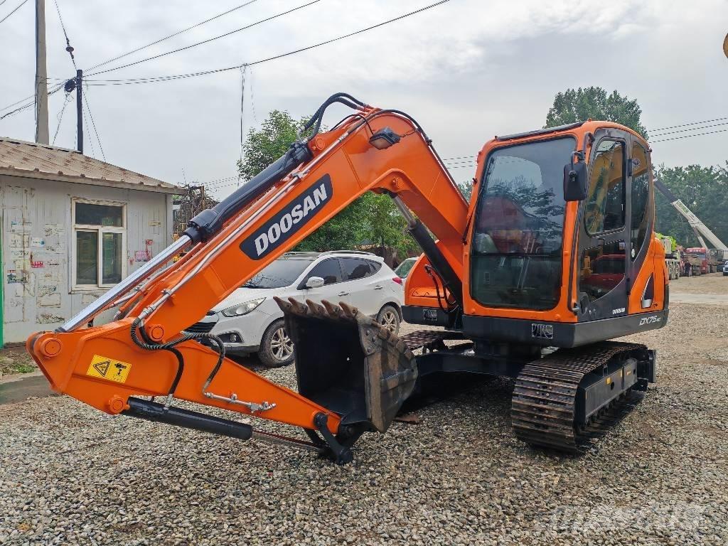 Doosan DX75-9C Midibagger  7t - 12t