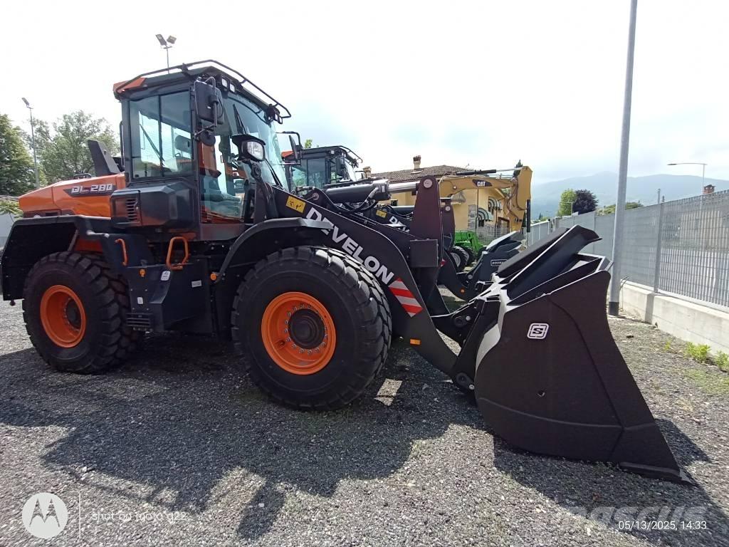 Develon DL 280-7 Radlader