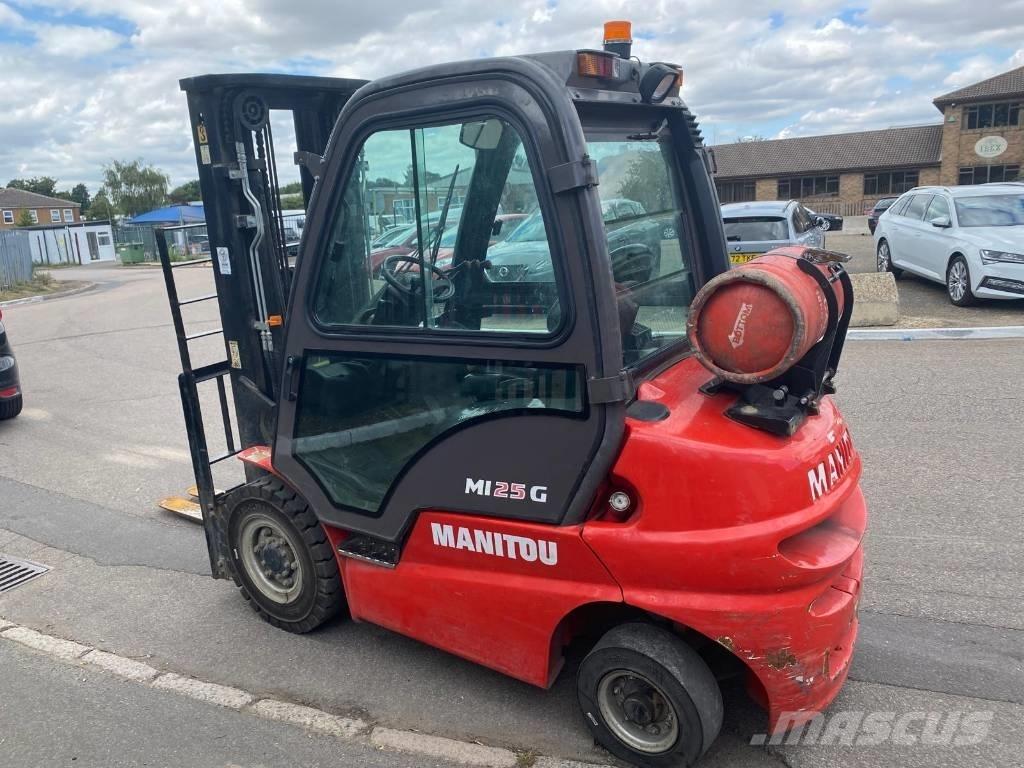 Manitou MI 25 G Gasstapler