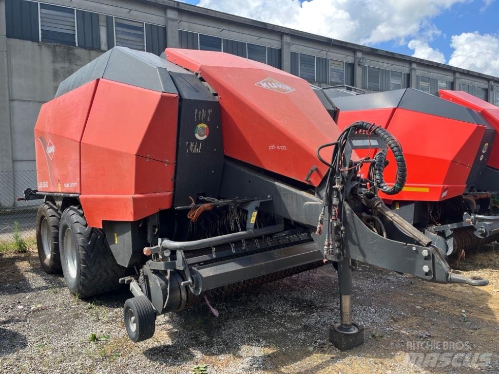 Kuhn LSB 1290 Quaderpressen