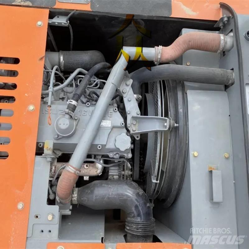 Hitachi ZX 210 Raupenbagger