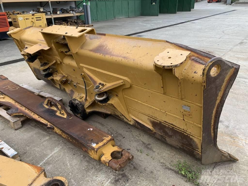CAT D 6 T XLVP Bulldozer