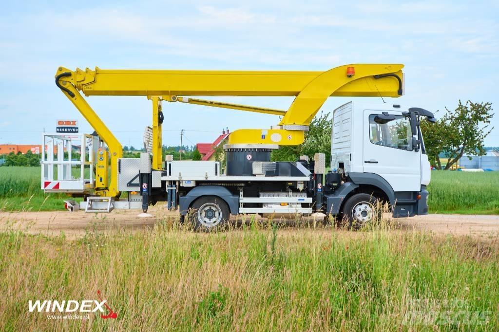 Palfinger P 300 KS LKW-Arbeitsbühnen