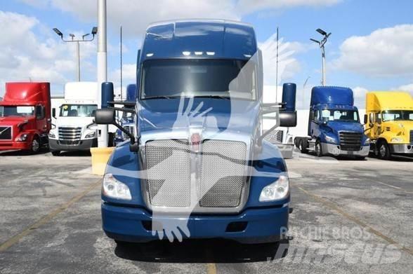 Kenworth T680 Sattelzugmaschinen