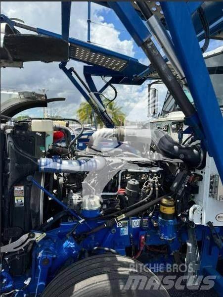 Peterbilt 389 Sonstige Baumaschinen