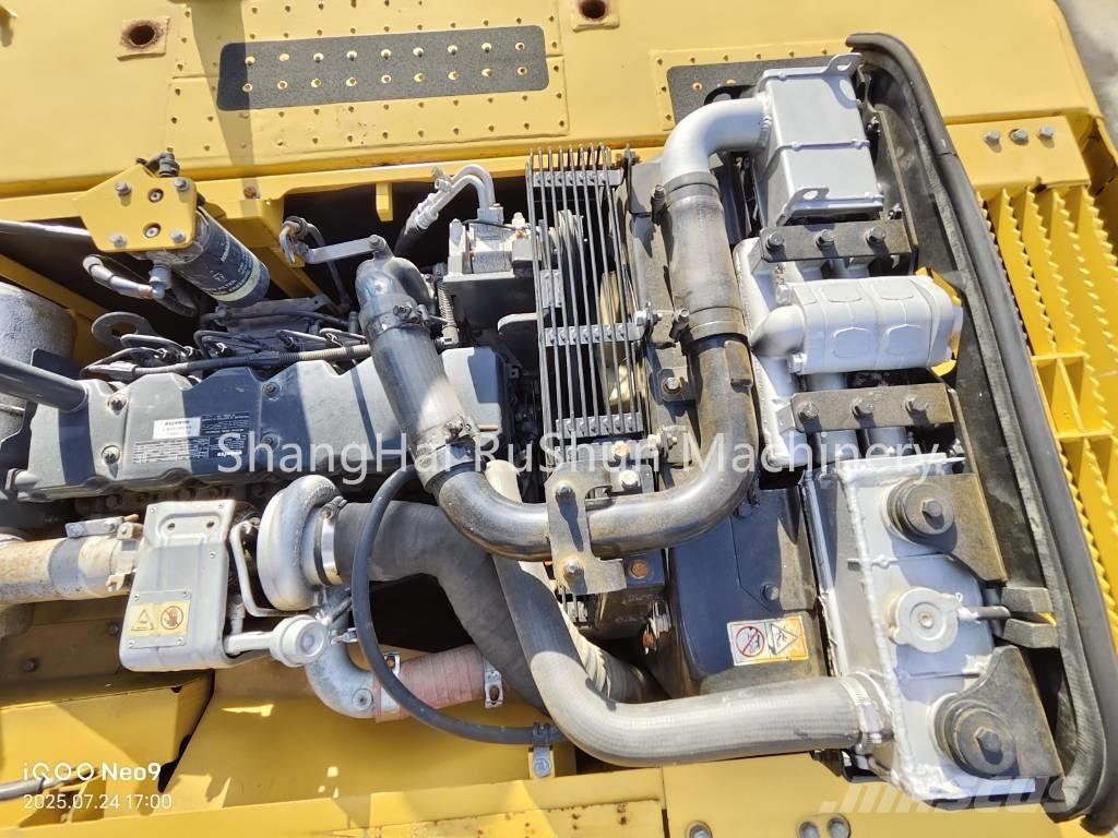 Komatsu 220-8 Raupenbagger
