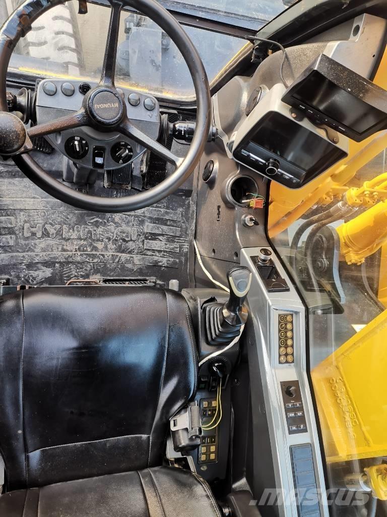 Hyundai R210W-9 Mobilbagger