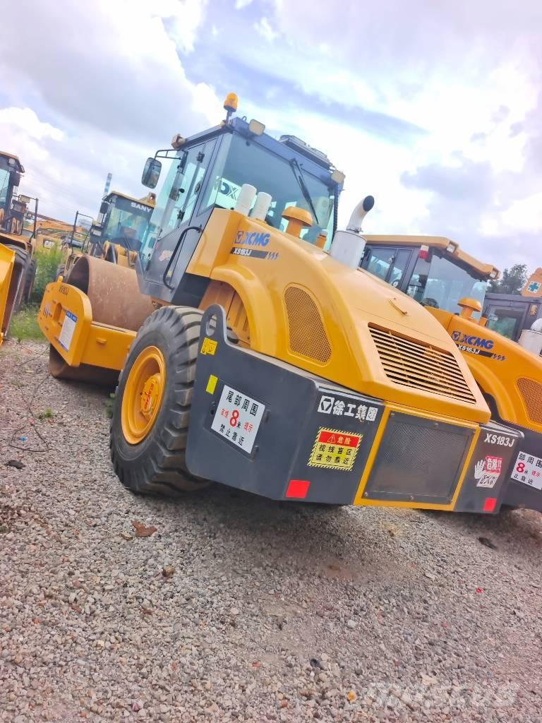 XCMG XS183J Walzenzüge