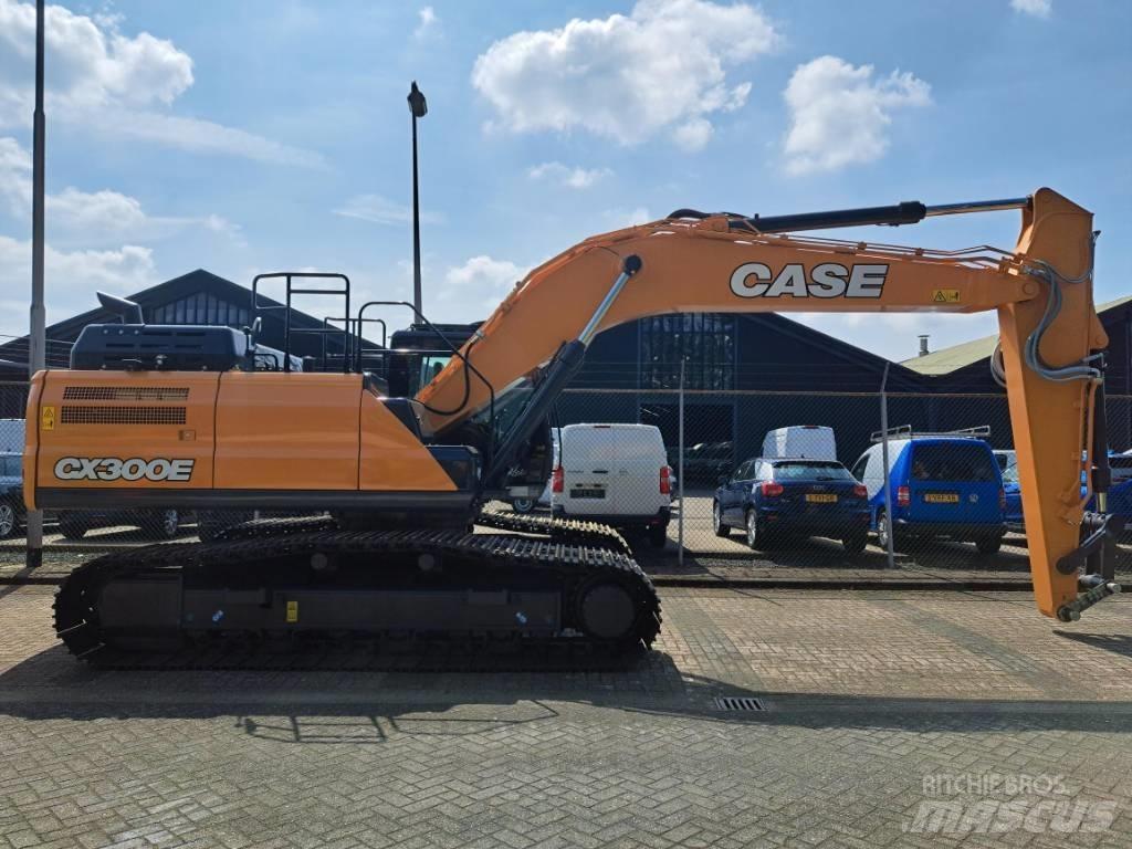 CASE CX300E Raupenbagger