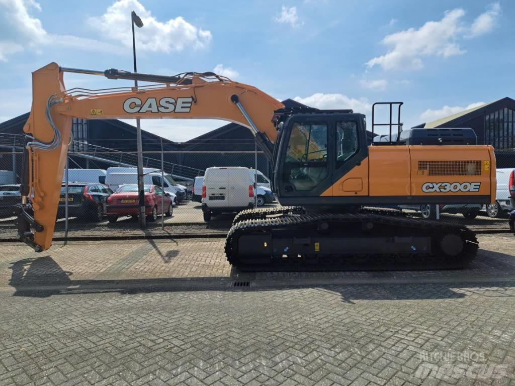 CASE CX300E Raupenbagger
