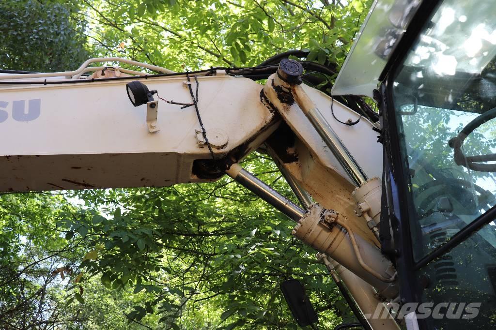 Komatsu PW 140-7 Baggerlader