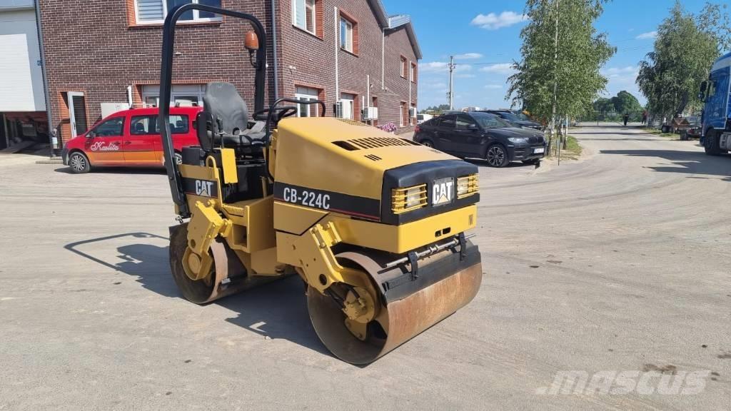 CAT CB 224 C Tandemwalzen