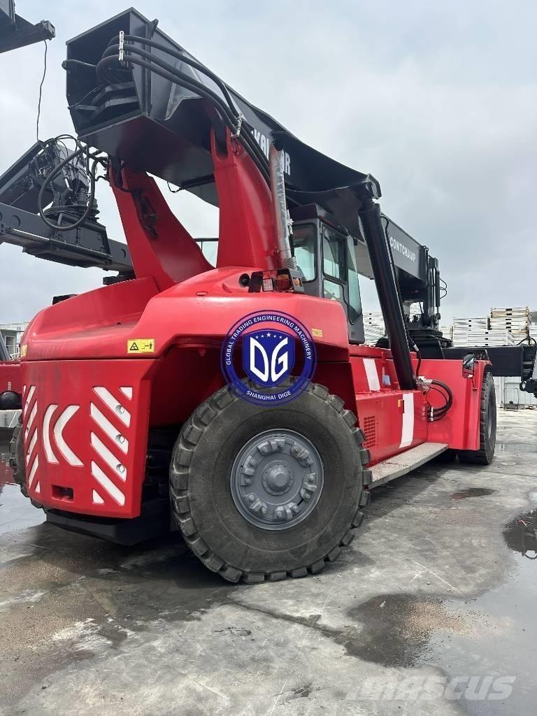 Kalmar DRF 450 Reach-Stacker