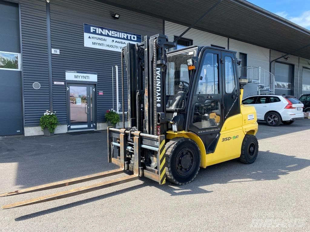 Hyundai 35D-9A Dieselstapler