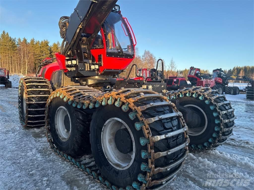 Komatsu 951 Harvester