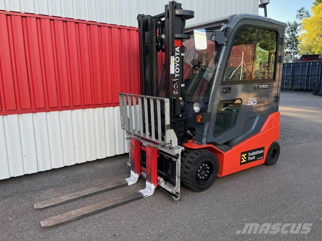 Toyota 8 FBMKT 30 Elektrostapler