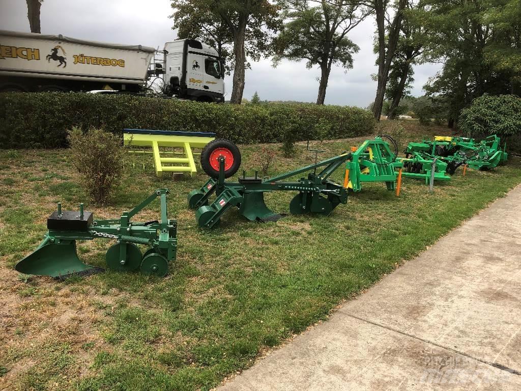  FHS  Forstpflug Forwarder
