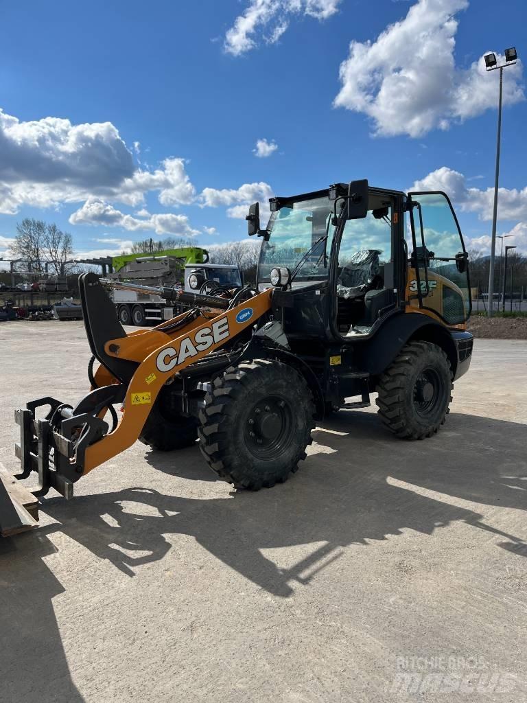 CASE 321 F Radlader