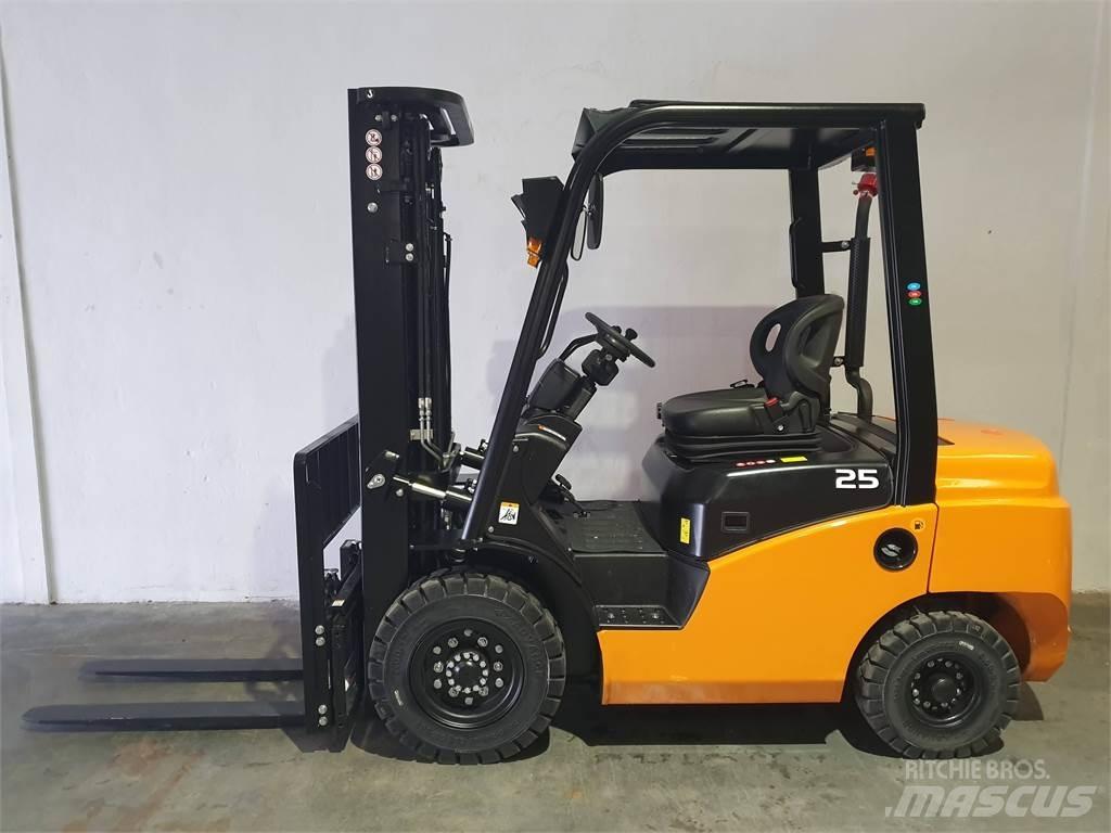  CPCD25T8 S4S Dieselstapler