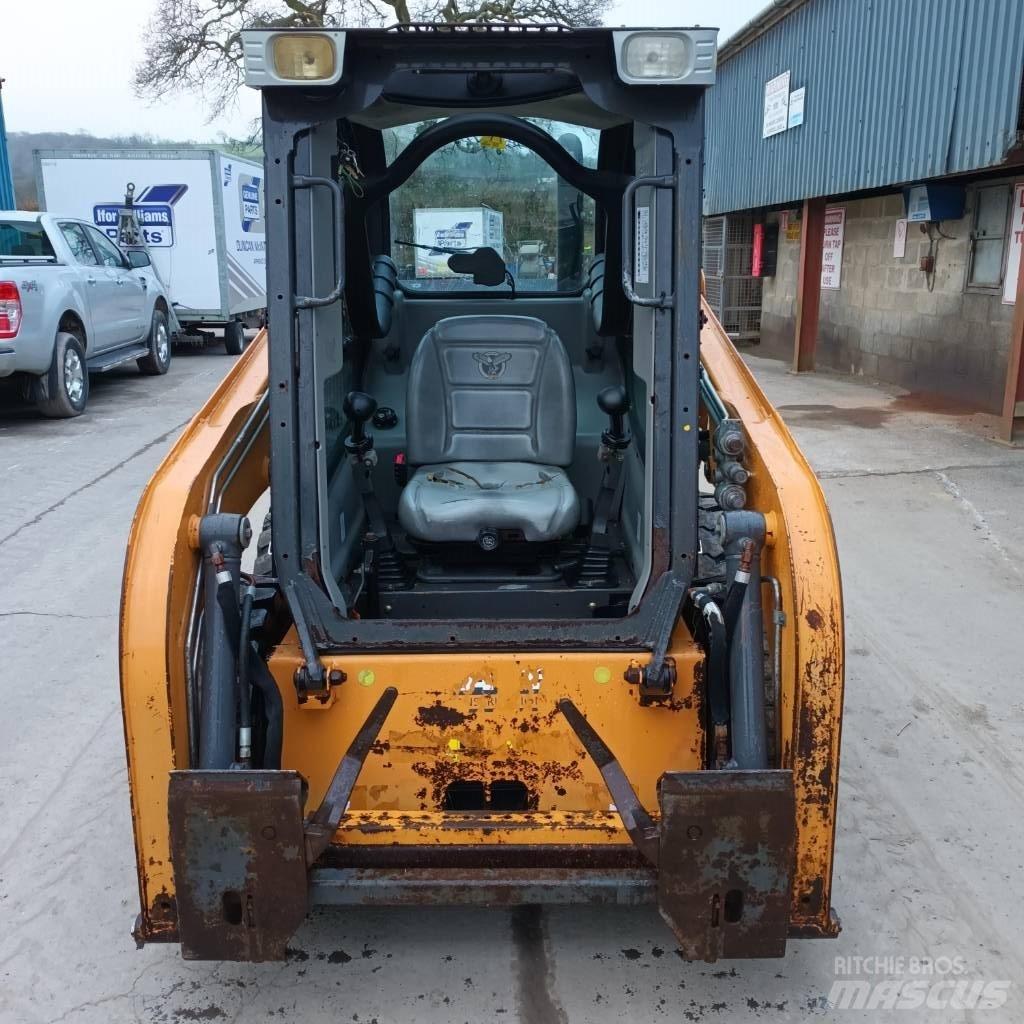 CASE SR 130 Kompaktlader