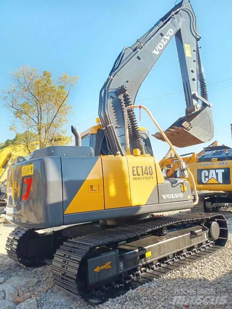 Volvo EC 140 Midibagger  7t - 12t