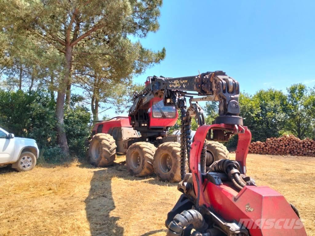 Komatsu 931 Harvester