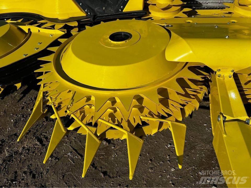 John Deere 772 Sonstige Grünlandgeräte