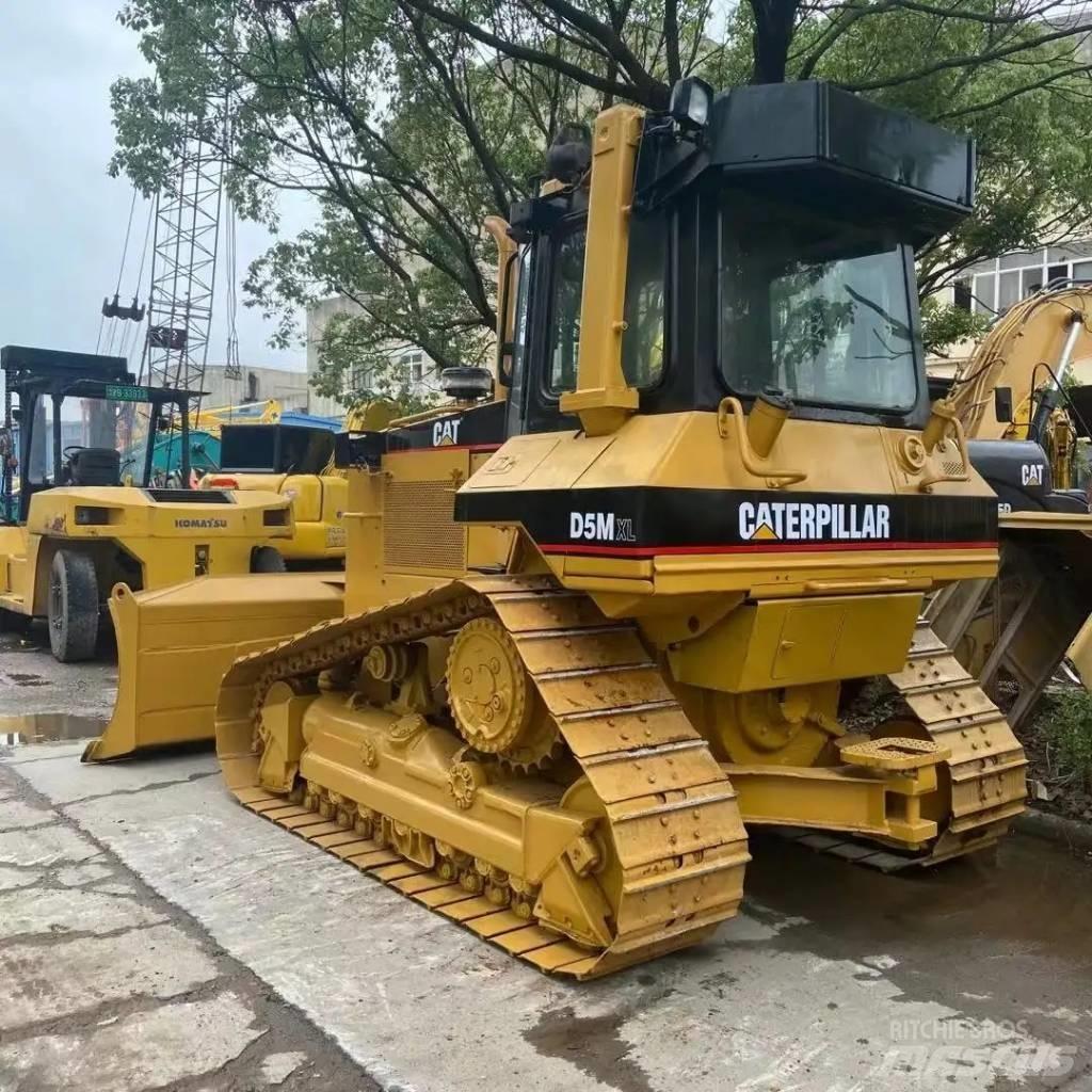 CAT D 5 M XL Bulldozer