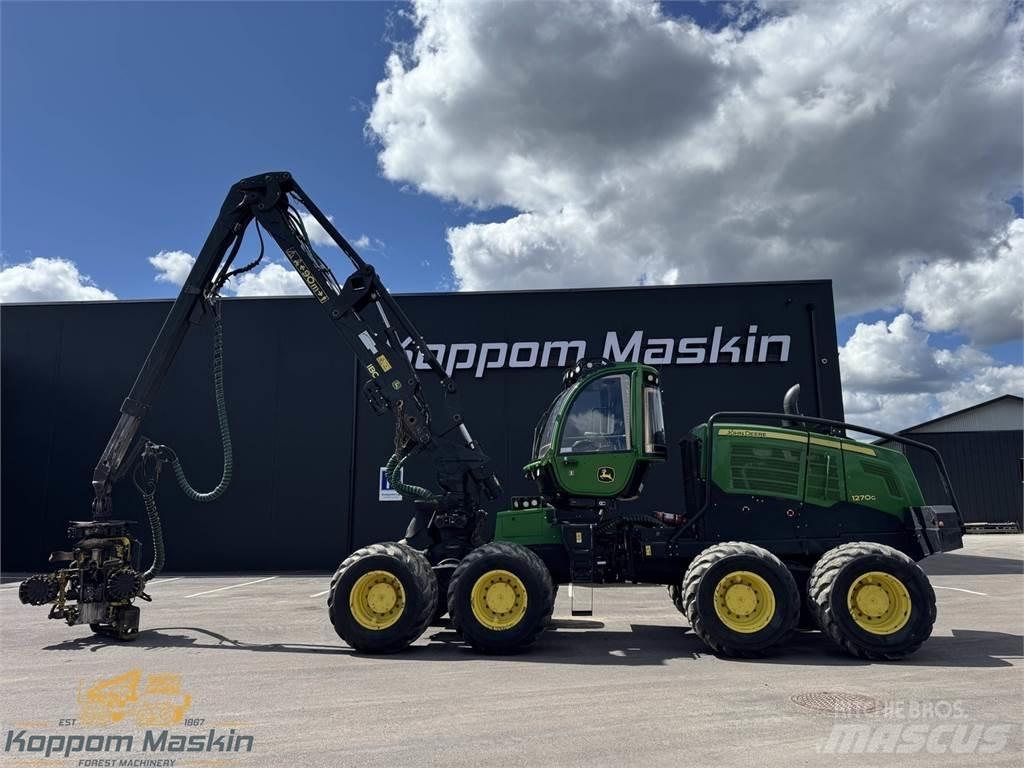 John Deere 1270G Harvester