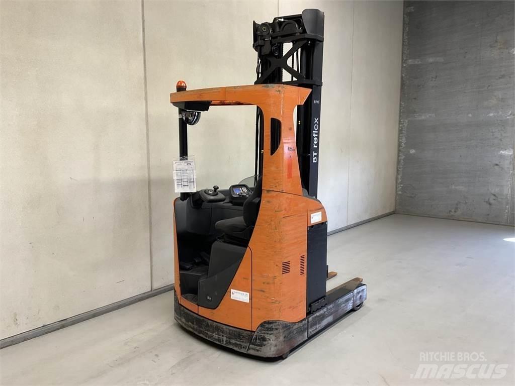 BT RRE160 Schubmaststapler