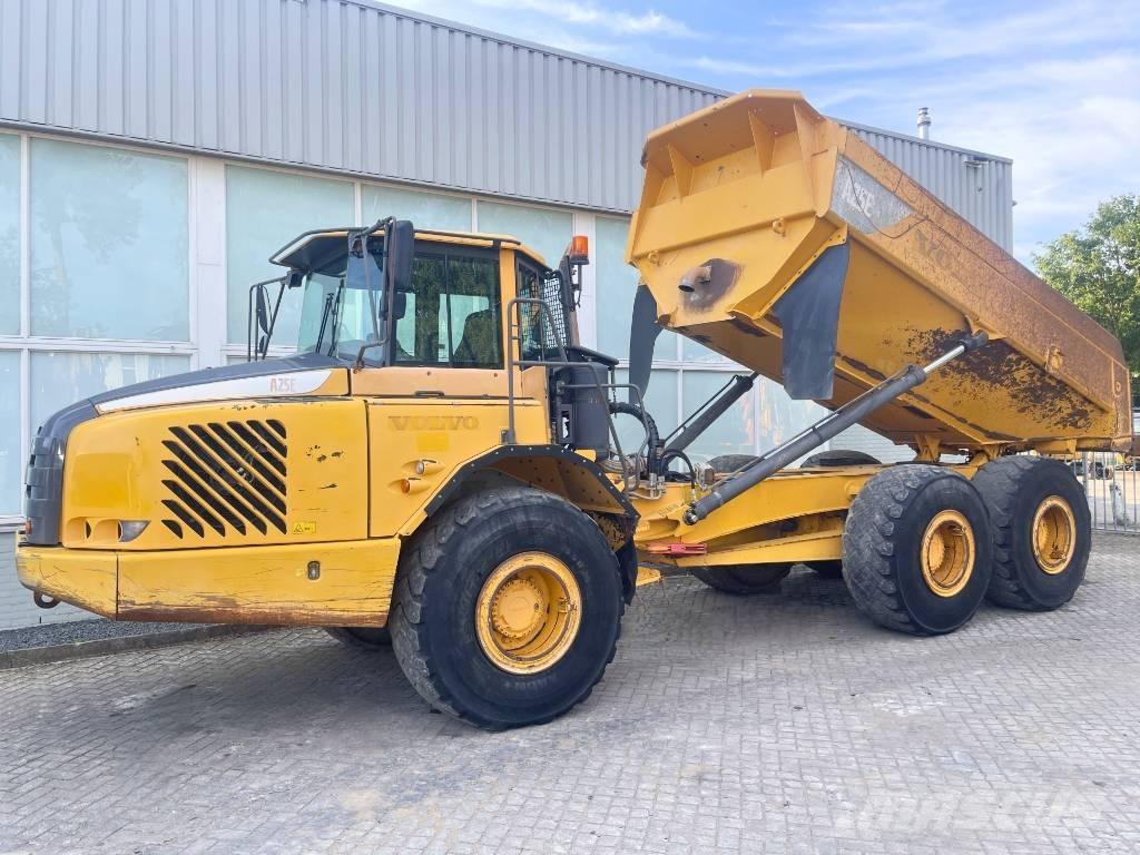 Volvo A25E Dumper - Knickgelenk
