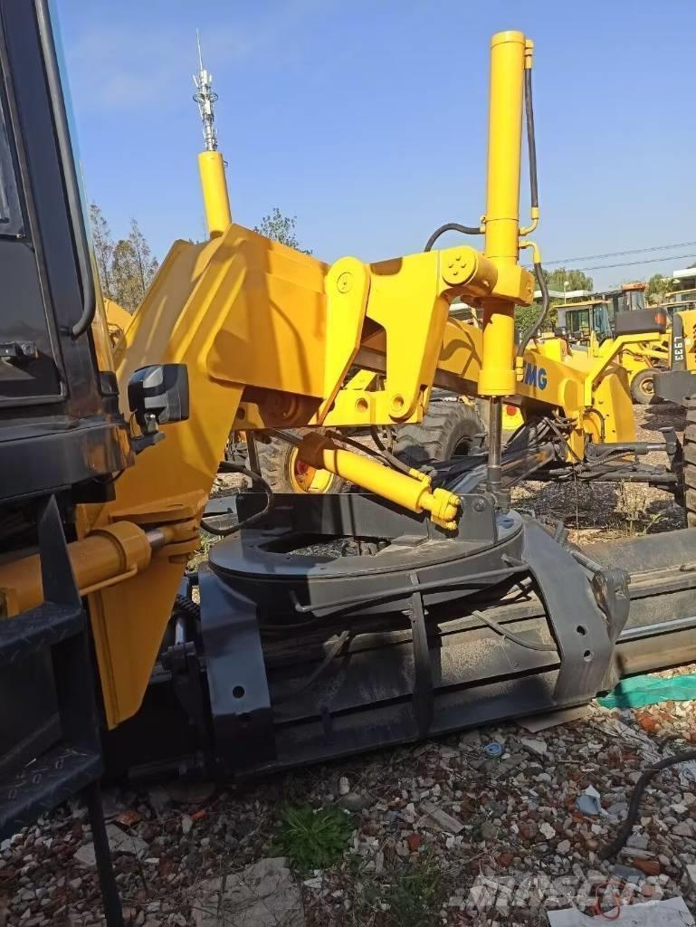 XCMG GR 180 Grader