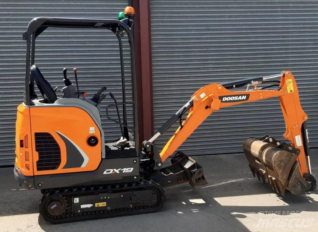 Doosan DX 19 Minibagger < 7t
