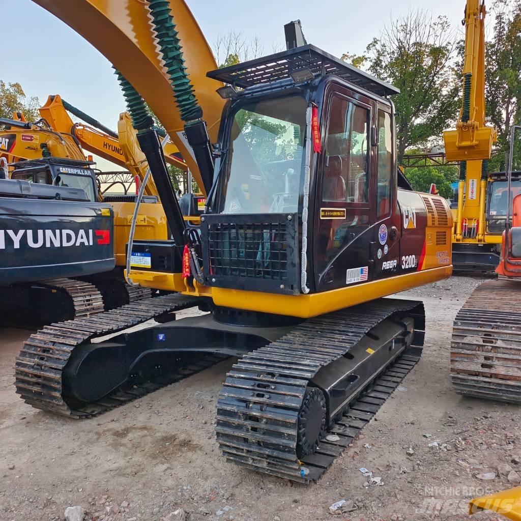 CAT 320 D2L Raupenbagger